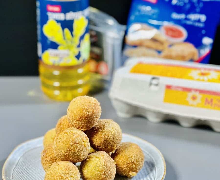 כדורי אבוקדו וגבינות